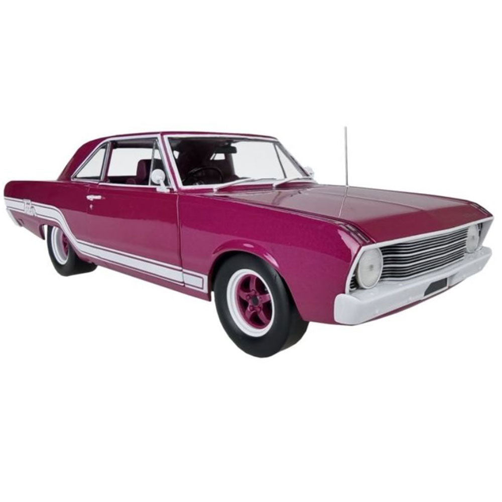 1969 Metallic VF Valiant 1:18 Scale Figure