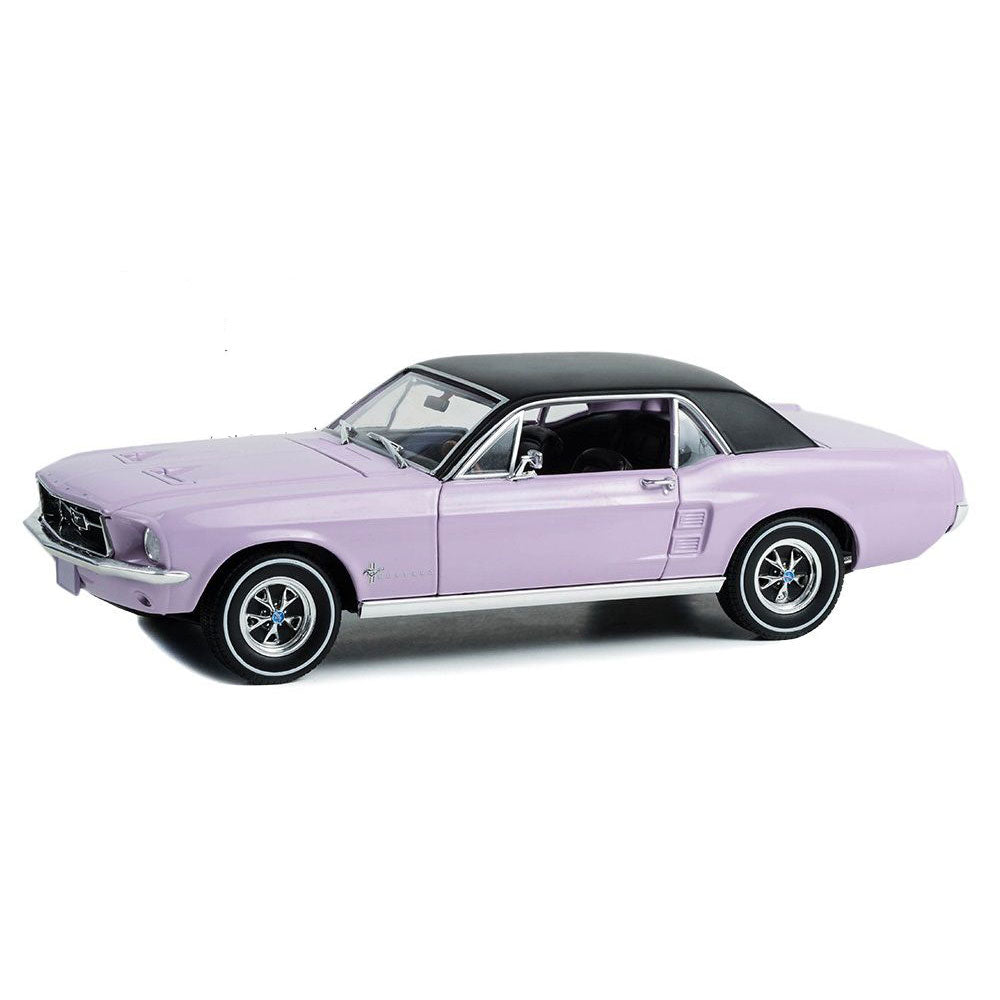 1967 Ford Mustang Coupe 1/18 Model skali